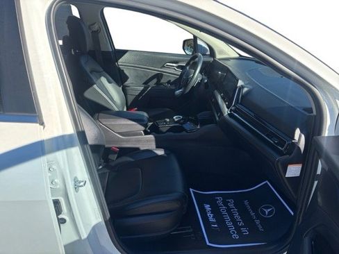 Certified 2023 Kia Sportage EX image 11