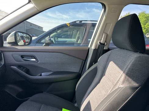 Used 2021 Nissan Rogue SV FWD image 17