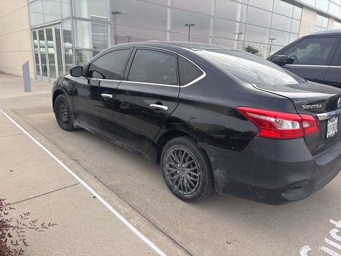 Used 2019 Nissan Sentra S image 5