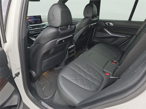 Used 2024 BMW X5 sDrive40i w/ Premium Package image 27