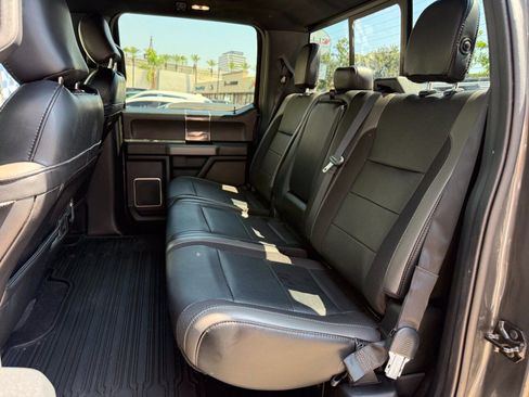Used 2019 Ford F150 Raptor w/ Equipment Group 802A Luxury AWD/4WD image 32