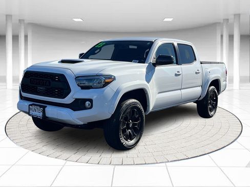 Used 2023 Toyota Tacoma TRD Sport image 1