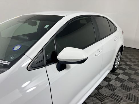 Used 2024 Toyota Corolla LE FWD image 12