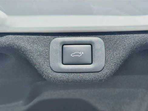 New 2026 Lexus ES 350h AWD w/ Cold Area Package image 12