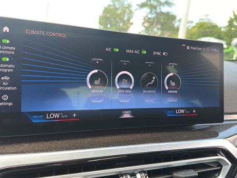 Used 2023 BMW 330i Sedan w/ Premium Package RWD image 24