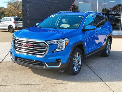 Used 2024 GMC Terrain SLT w/ LPO, Floor Liner Package