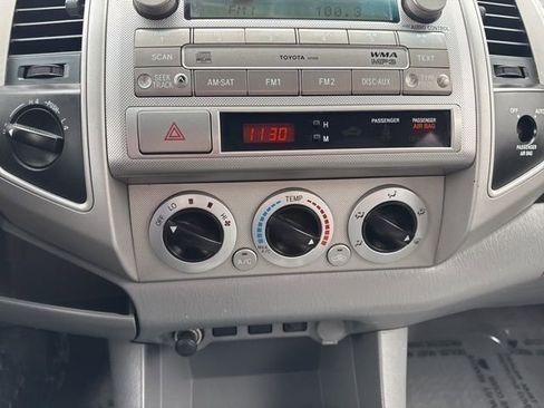 Used 2011 Toyota Tacoma 4x4 Access Cab w/ SR5 Pkg #2 image 38