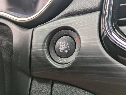 Used 2020 Jeep Grand Cherokee Altitude RWD image 31