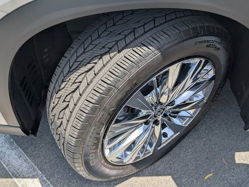 Used 2024 Toyota Grand Highlander AWD image 21