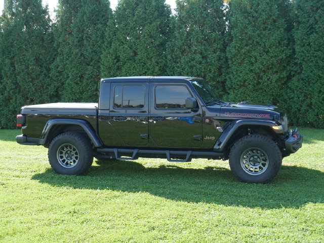 Used 2025 Jeep Gladiator Mojave AWD/4WD image 2