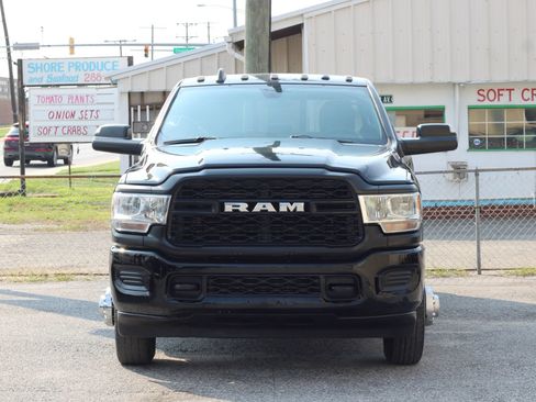 Used 2022 RAM 3500 Tradesman AWD/4WD image 2