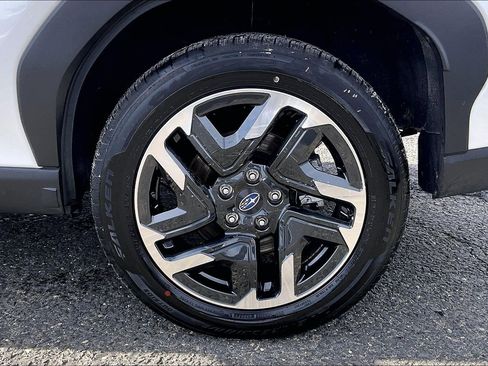 Certified 2025 Subaru Forester Premium image 10