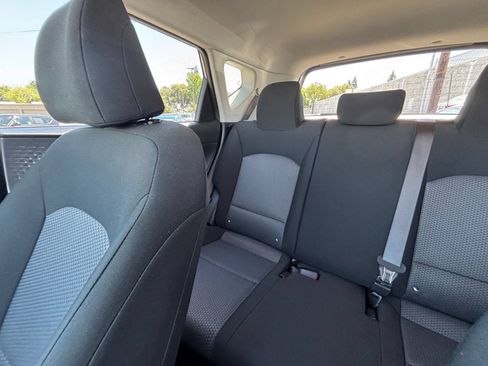 Used 2025 Kia Soul LX w/ LX Technology Package FWD image 37