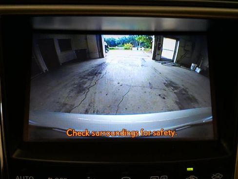 Used 2011 Lexus IS 250C RWD image 19
