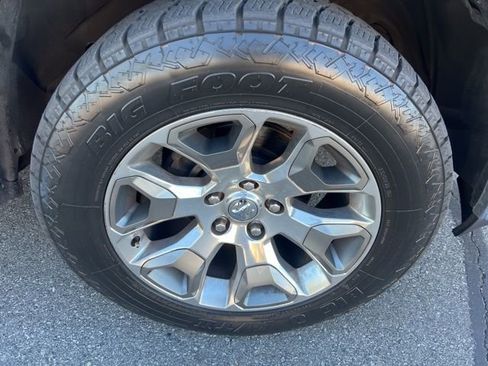 Used 2017 RAM 1500 Limited image 14