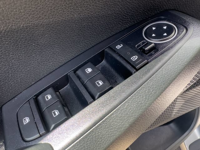 Used 2023 Kia Seltos LX AWD/4WD image 7