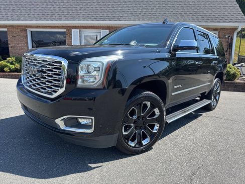 Used 2019 GMC Yukon Denali w/ Denali Ultimate Package AWD/4WD image 3