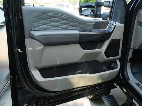 Used 2026 Ford F450 Platinum w/ Platinum Plus Package AWD/4WD image 45