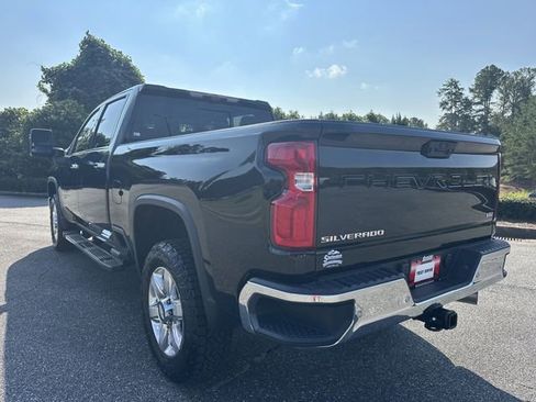 Used 2023 Chevrolet Silverado 2500 LTZ image 7