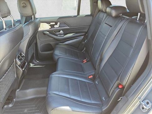 Used 2022 Mercedes-Benz GLS 450 4MATIC image 20