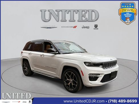 Used 2022 Jeep Grand Cherokee Summit image 1