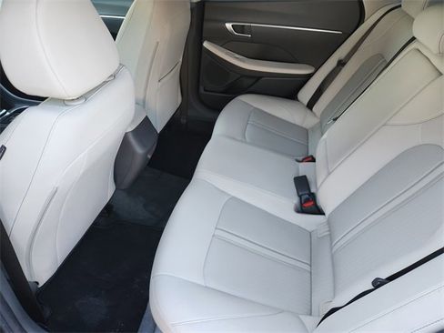 Used 2022 Hyundai Sonata SEL image 19