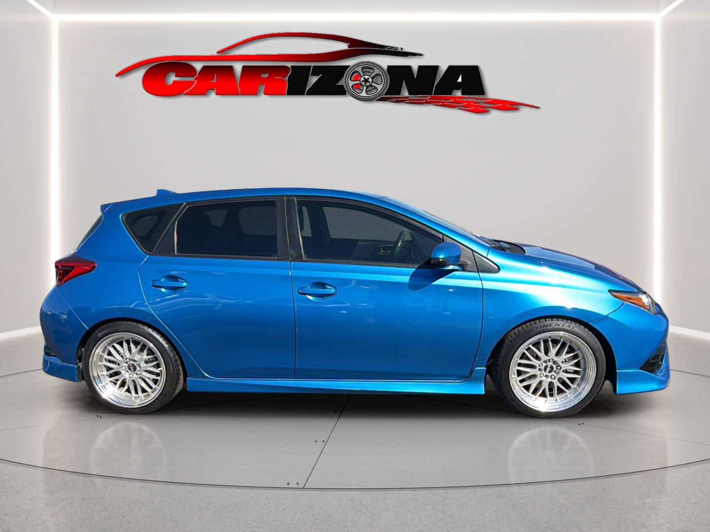 Used 2017 Toyota Corolla iM w/ Carpet Mat Package FWD image 4