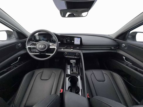 New 2026 Hyundai Elantra Limited FWD image 8