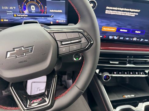 New 2026 Chevrolet Traverse RS w/ LPO, Floor Liner Package FWD image 25