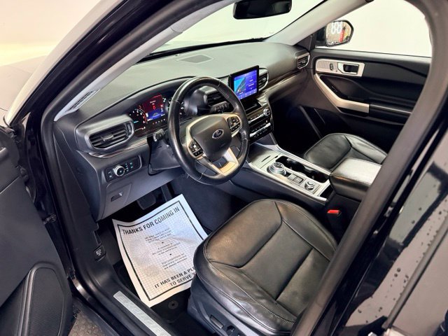 Used 2021 Ford Explorer Limited w/ Hybrid Equipment Group 310A AWD/4WD image 16