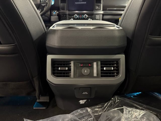 New 2026 Ford F350 Lariat w/ Black Appearance Package AWD/4WD image 18