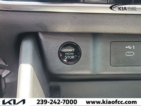 Used 2025 Nissan Rogue SV w/ SV Premium Package FWD image 29