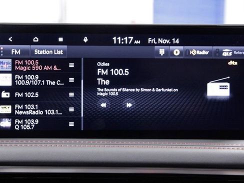 Used 2025 Genesis G70 2.5T w/ Sport Prestige Package image 31