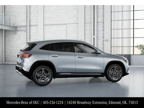 New 2026 Mercedes-Benz GLA 250 4MATIC image 18