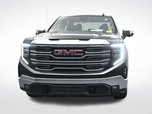 Used 2025 GMC Sierra 1500 SLT RWD image 2
