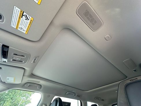 Used 2025 INFINITI QX80 Sensory AWD/4WD image 28