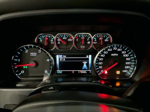 Used 2018 Chevrolet Silverado 2500 High Country w/ Duramax Plus Package image 13