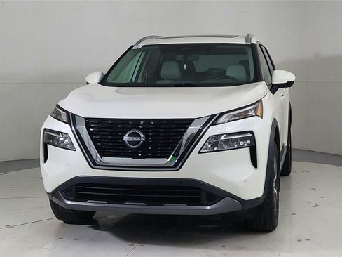 Certified 2023 Nissan Rogue SL w/ SL Premium Package image 2