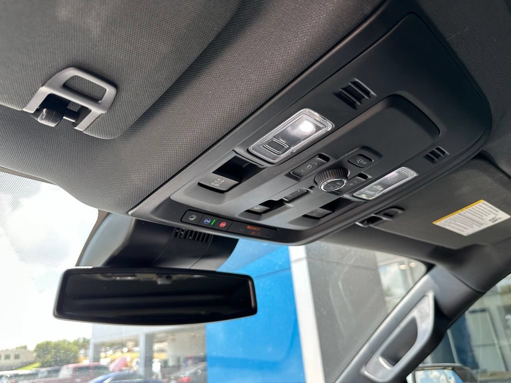 Used 2025 Chevrolet Tahoe RST w/ Comfort Package RWD image 39