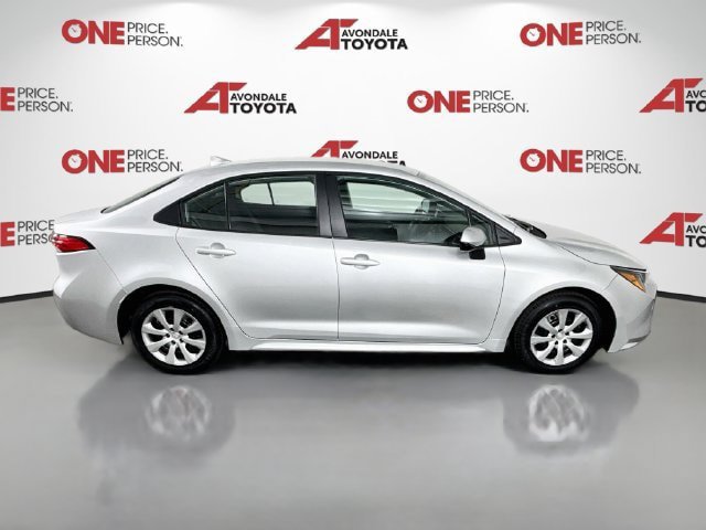 Certified 2025 Toyota Corolla LE FWD image 9