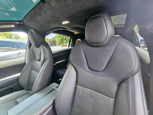 Used 2023 Tesla Model X AWD/4WD image 39