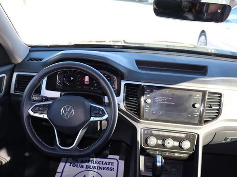 Used 2023 Volkswagen Atlas SEL image 7