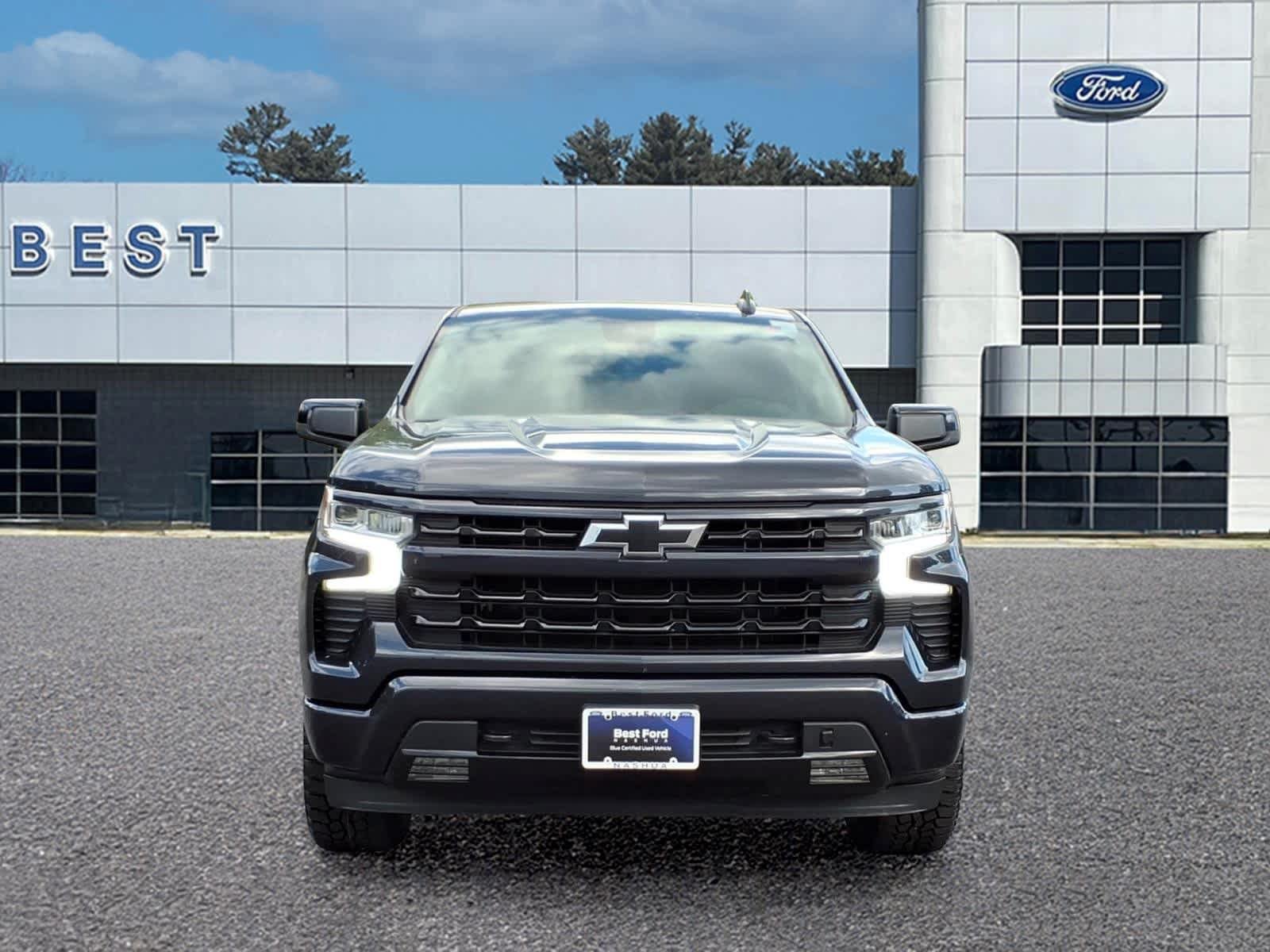 Used 2023 Chevrolet Silverado 1500 RST AWD/4WD image 10