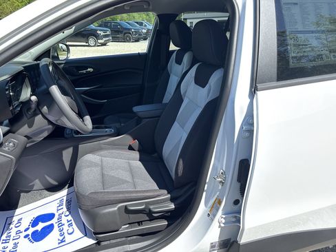New 2026 Chevrolet Trax LS FWD image 14
