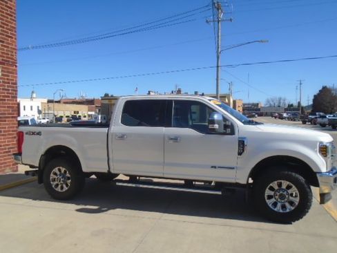 Used 2019 Ford F350 Lariat w/ Lariat Ultimate Package AWD/4WD image 12