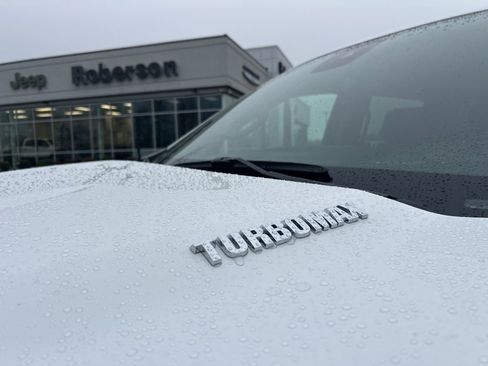 Used 2024 Chevrolet Silverado 1500 Custom w/ LPO, Dark Essentials Package image 11