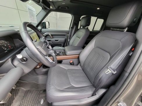 Used 2024 Land Rover Defender 130 X image 15