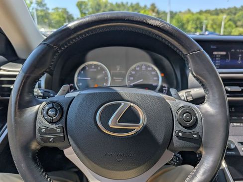 Used 2016 Lexus IS 200t RWD image 24