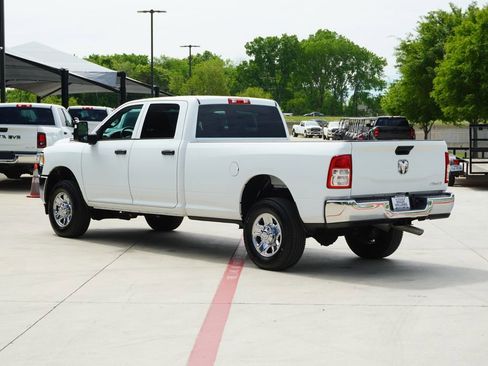 Used 2024 RAM 2500 Tradesman w/ Chrome Appearance Group AWD/4WD image 3