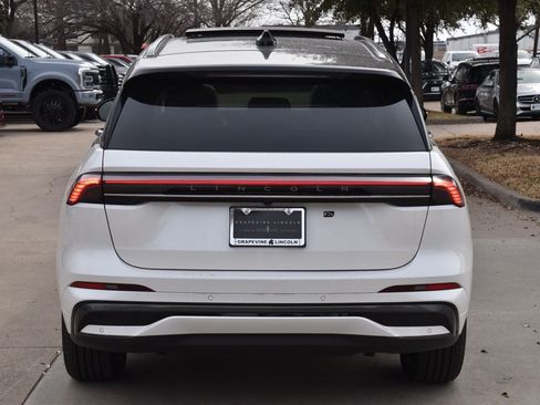 New 2026 Lincoln Nautilus Black Label w/ Jet Appearance Package AWD/4WD image 8